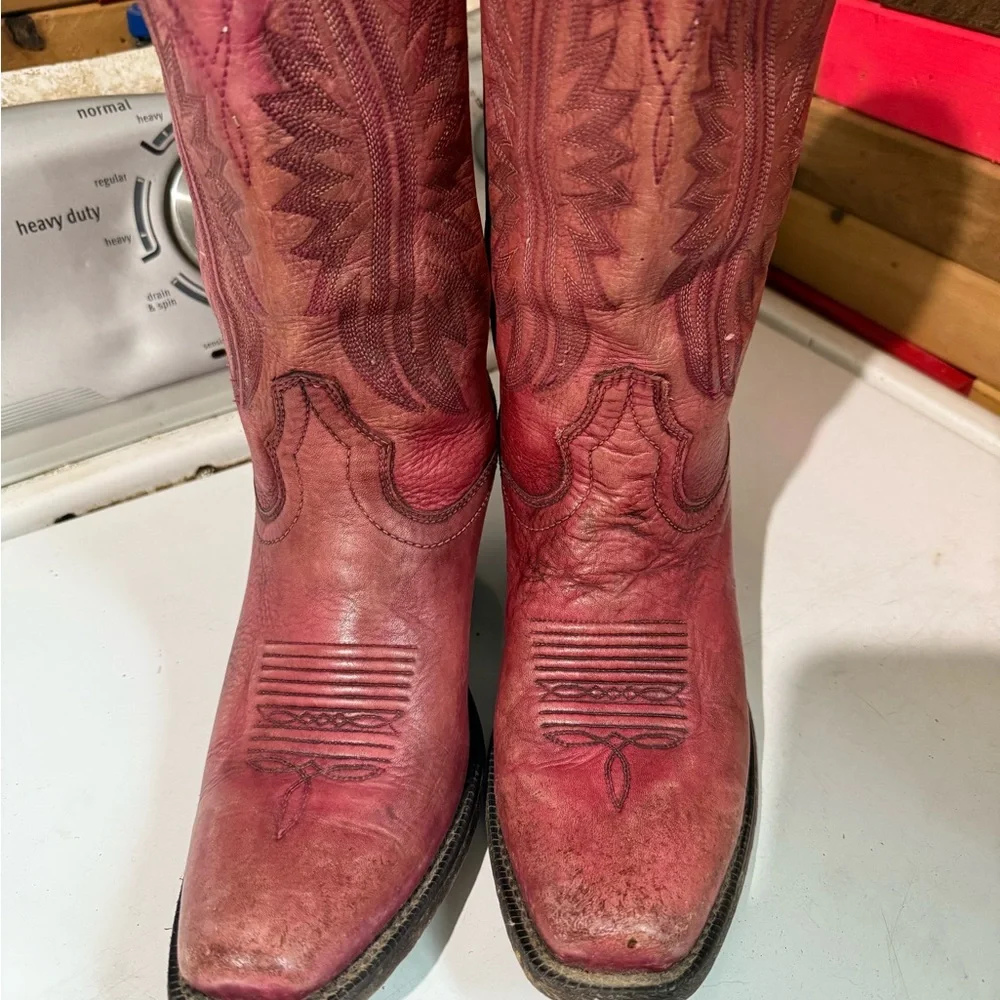 Ariat Women's Pink Cowboy Boots - Picture 3 of 6